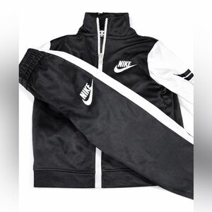 2T BLack & White NIKE Tracksuit